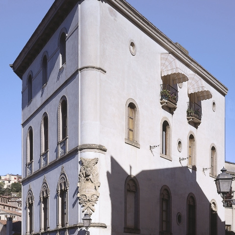 Sezione Monumenti: Palazzo Vigliaroni