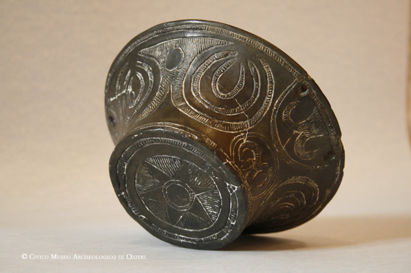 Museo Archeologico di Ozieri - Pisside della Cultura di Ozieri (Neolitico Recente Sardo) - Sala I.