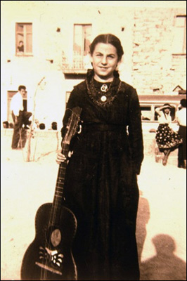 Maria Teresa Cau. La figura e l